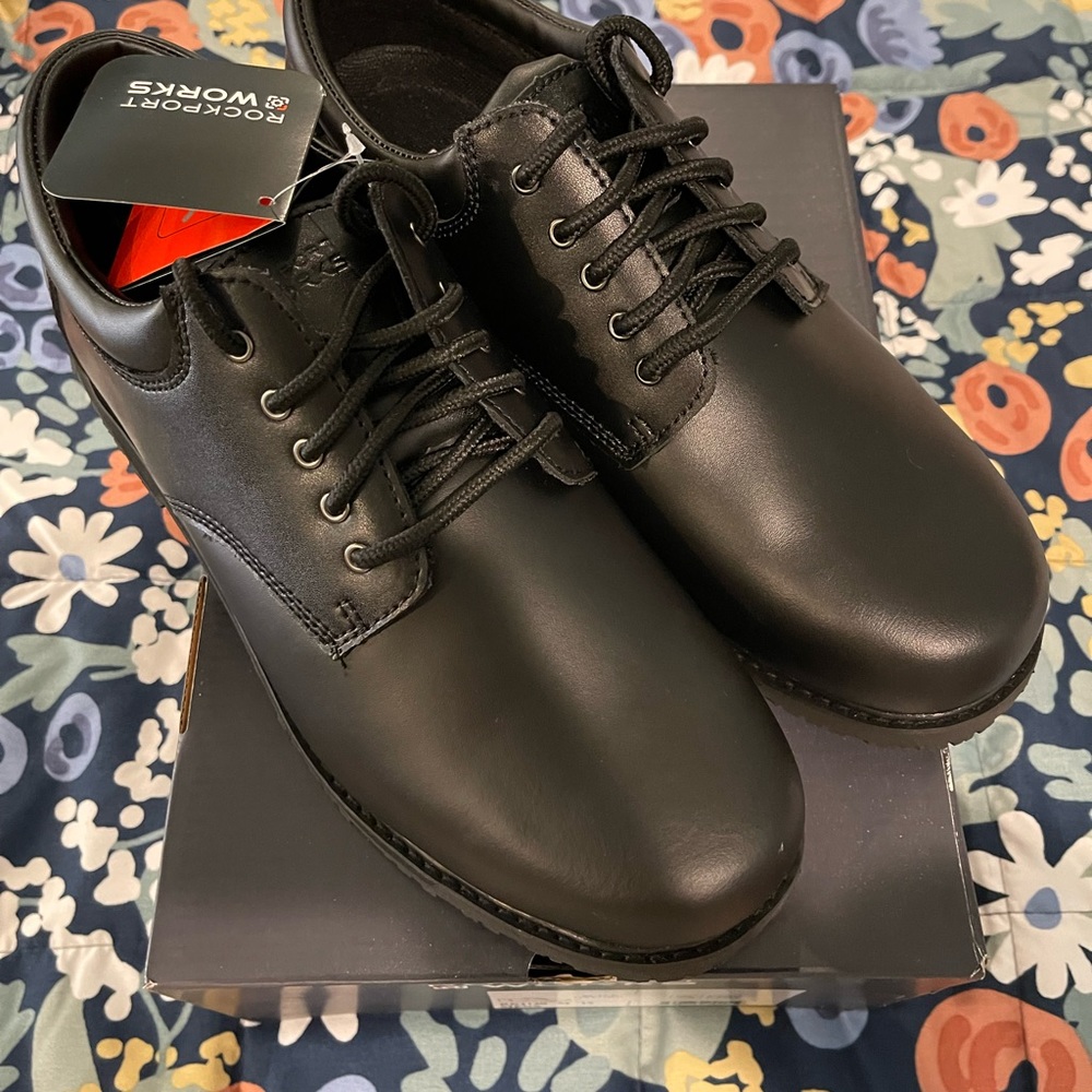 Rockport Works Men’s Dress Style Slip Resistant Soft Toe Work Shoe